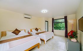 Victor Charlie Hostel 2